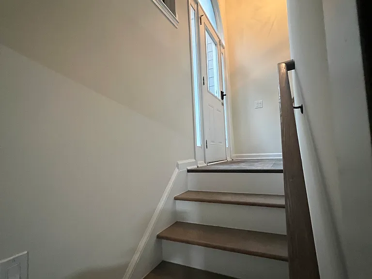 980 Crystal Water Dr — Photo 4