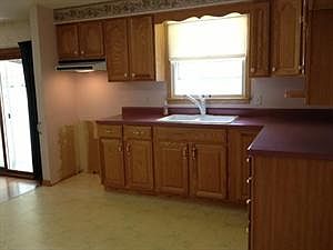 3rd image of 220 Heather Hill Dr