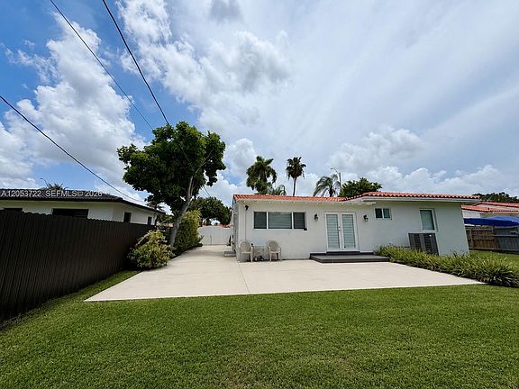 5th image of 6320 SW 24th St