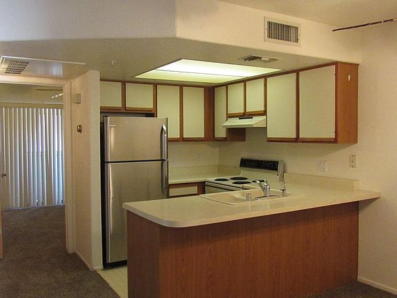 5th image of 1806 Swanson Ave APT 211