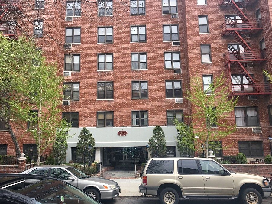 1st image of 599 E 7th St APT 6J