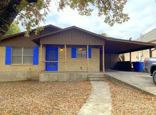405 Dean Dr, Kerrville, TX 78028