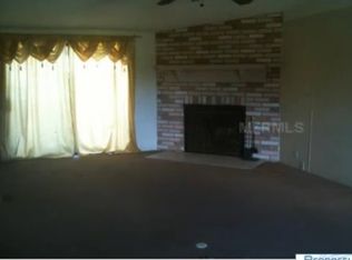 20415 SE Highway 42, Umatilla, FL 32784