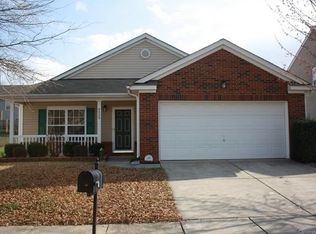 2223 Kirkgate Ln, Charlotte, NC 28215