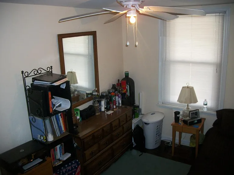BR 1 (Pic 1 of 3)