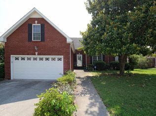 177 Foxrun, Springfield, TN 37172