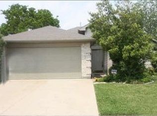 115 Moss Hill Dr, Arlington, TX 76018