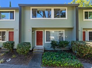 332 Harvest Ln, Santa Rosa, CA 95401