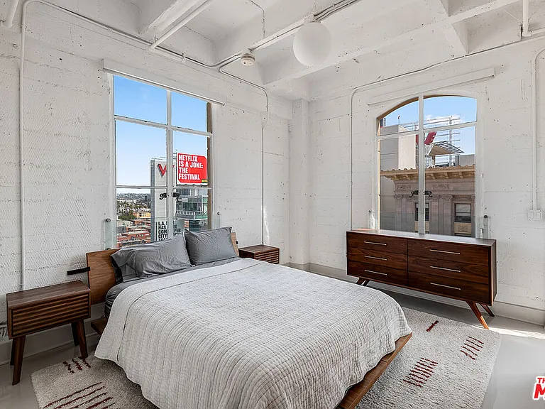 6253 Hollywood Blvd #1201 — Photo 25