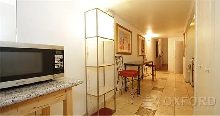 Rented by Oxford Property Group | media 9