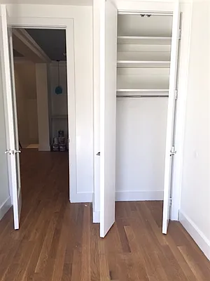 Rented by P Management | media 25