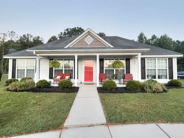 418 Foot Log Ln, Hogansville, GA 30230