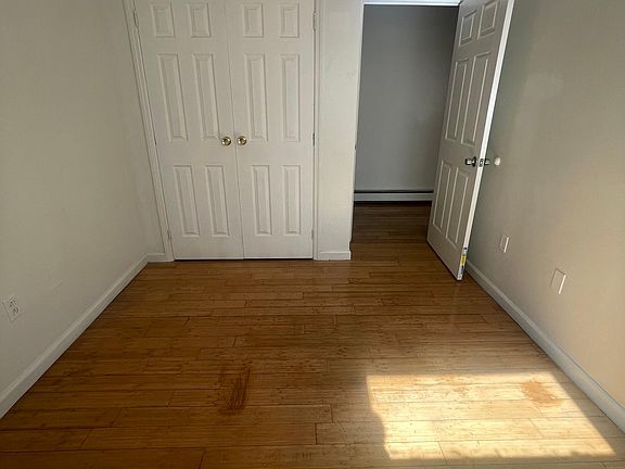 5th image of 2905 Grace Ave Floor 1