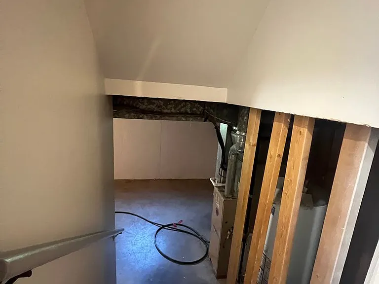 2401-2403 Calico Ln — Photo 14