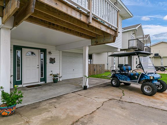 3rd image of 1410 Lotus Dr