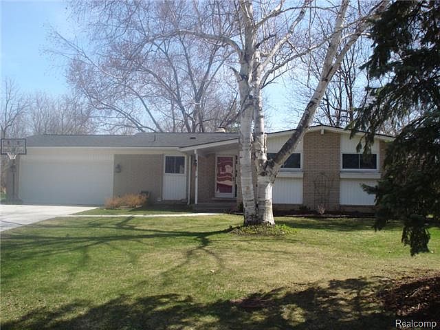 1st image of 8746 Sunnybrook Ln