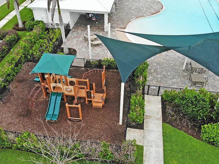 11044 SW Vasari Way — Photo 40