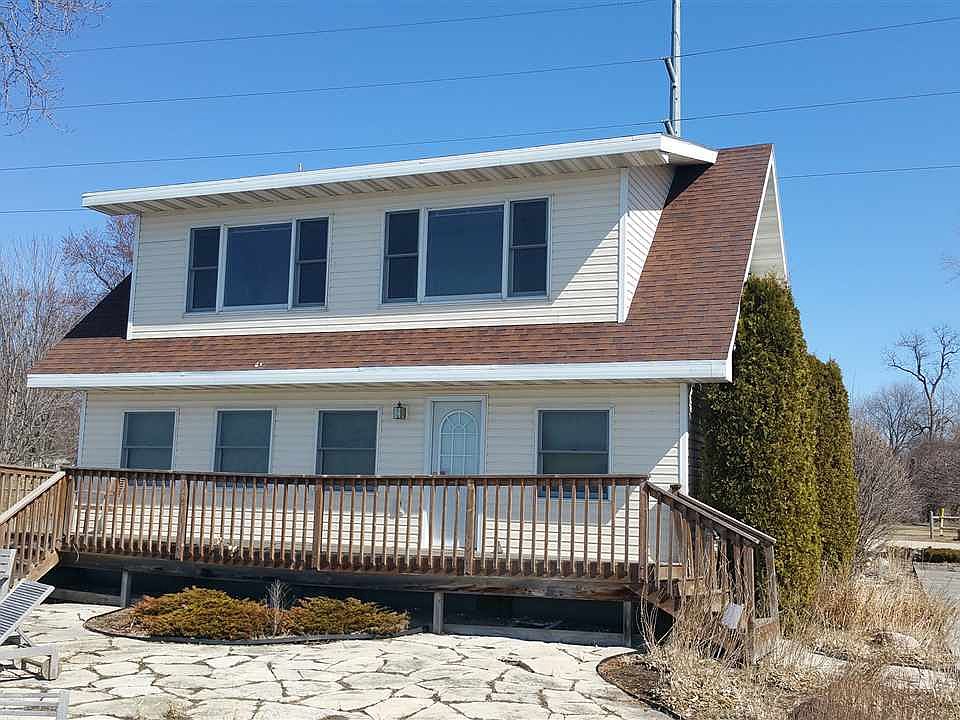 1st image of 1741 Algoma Blvd