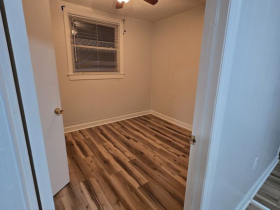 3rd image of 23 S Jefferson St #3