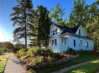 415 E Church St, Viroqua, WI 54665