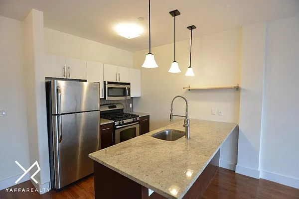 Rented by Yaffa Realty LLC | media 1