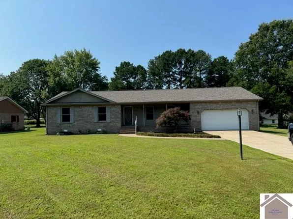 830 Cindy Dr, Paducah, KY 42003