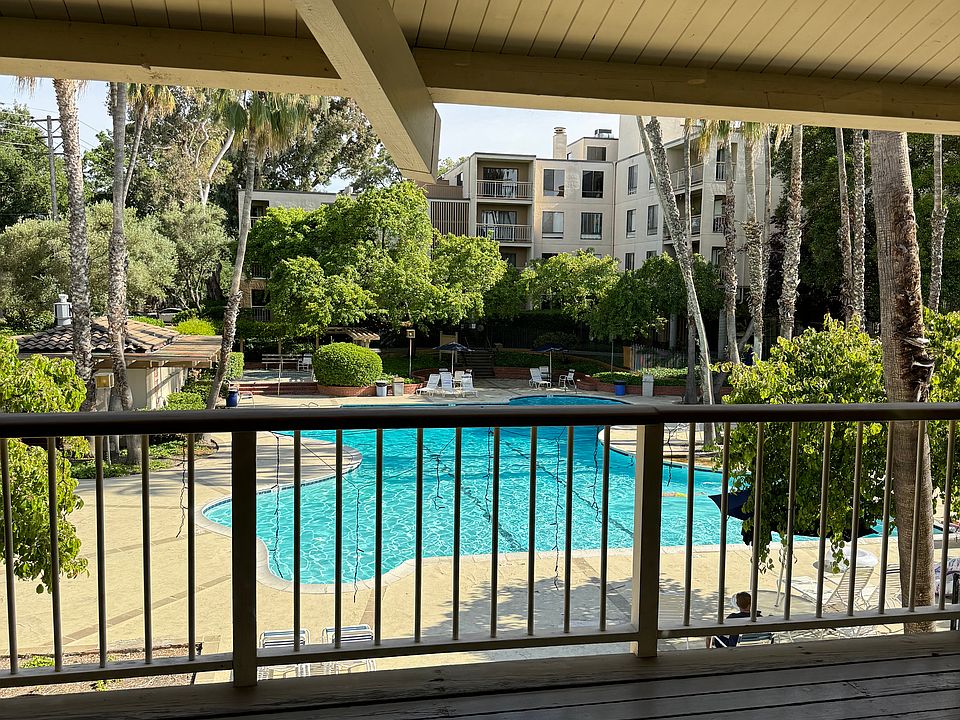 1st image of 410 N Civic Dr APT 503