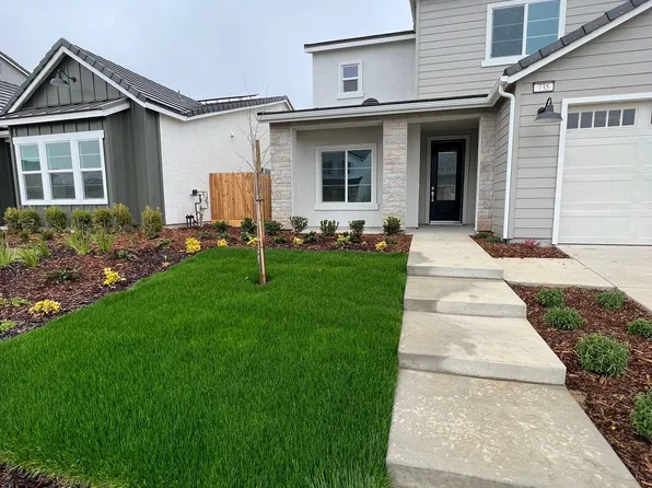 735 Fir St W, Madera, CA 93636