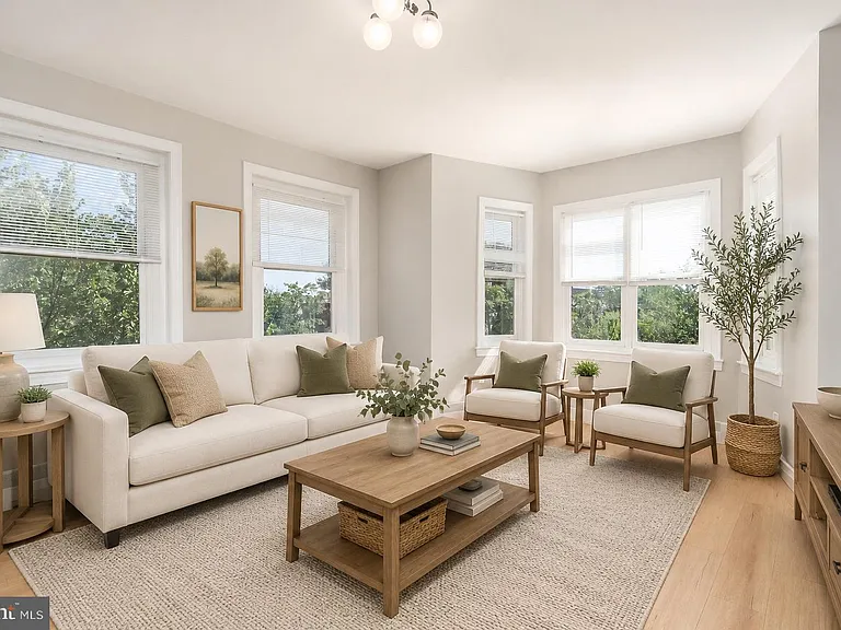 523 Constitution Ave NE #3 — Photo 5