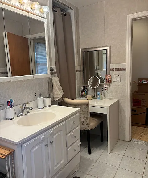 46 Alexander Ave #1 — Photo 4