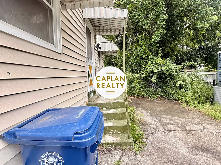 20 Yates St — Photo 8