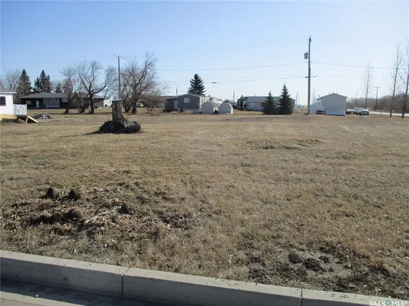 106 & 116 Alberta STREET, Melville, SK S0A 2P0