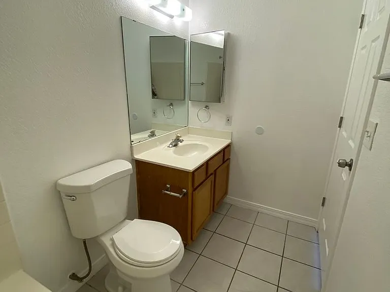 6582 W Hershey Way — Photo 27