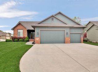 1002 S Rue St, Wichita, KS 67207