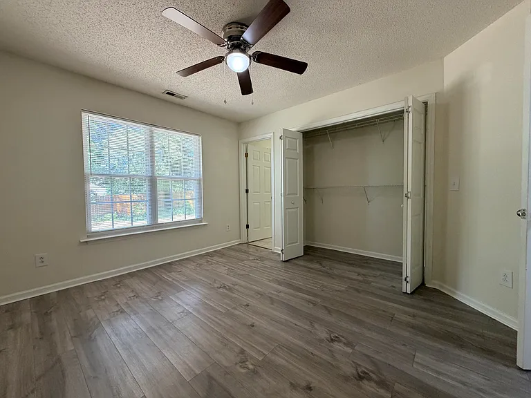 4832 Lighthouse Ct — Photo 23