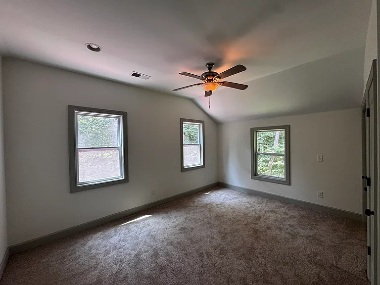 8668 Poplar Creek Rd — Photo 7