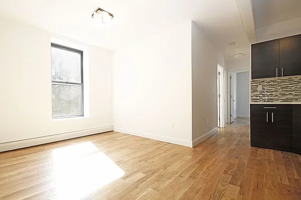 Rented by MNS | media 22