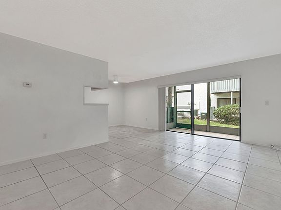 5th image of 776 116th Ave N APT 1105