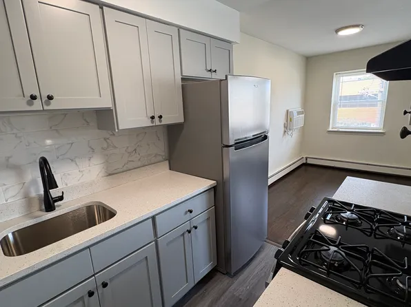 State Gardens, 136 State St #C44a4a46a, Hackensack, NJ 07601