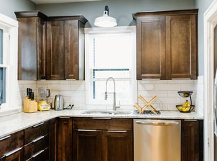 2322 N 51st St, Omaha, NE 68104