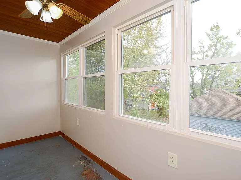32 Gilman St #2 — Photo 18