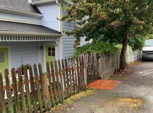 520 S 3rd St, La Conner, WA 98257