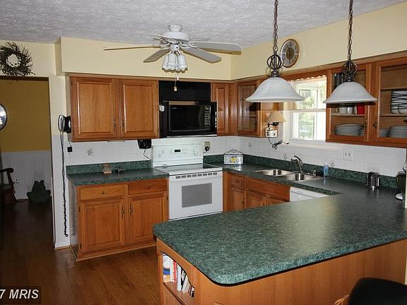 2nd image of 343 Tulip Oak Ct
