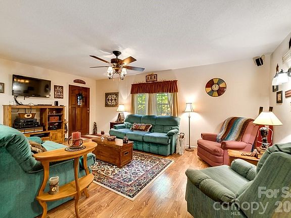 4th image of 116 Keepsake Ln