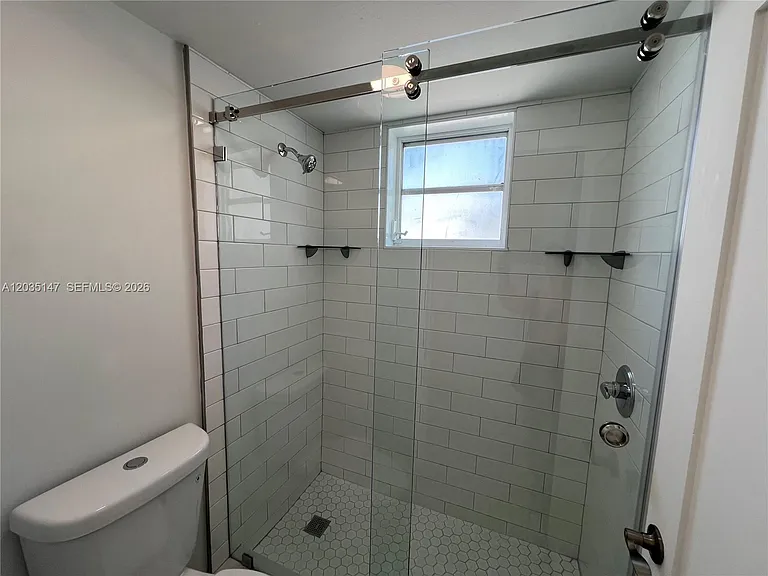 821 Euclid Ave #304 — Photo 23