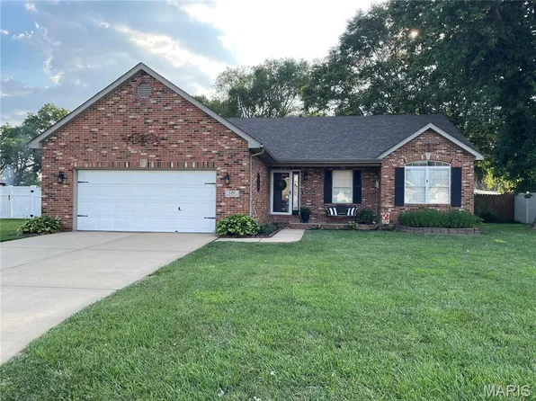 129 Emerald Way W, Granite City, IL 62040