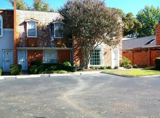 1351 Roaring Springs Rd, Fort Worth, TX 76114