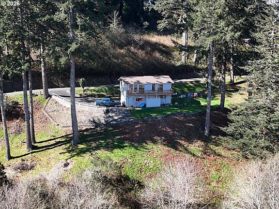 3rd image of 17031 Eastwood Ln