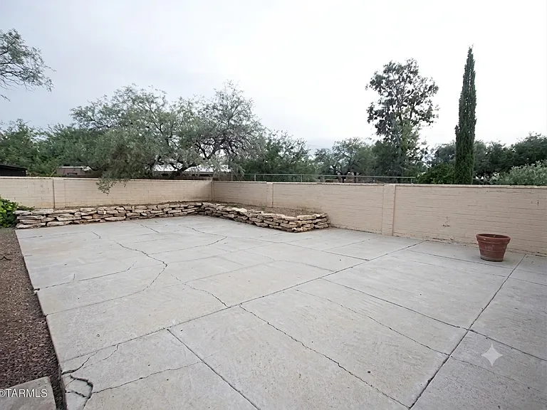 2309 N Madelyn Cir — Photo 19