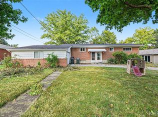 818 S Rapp Ave, Columbia, IL 62236